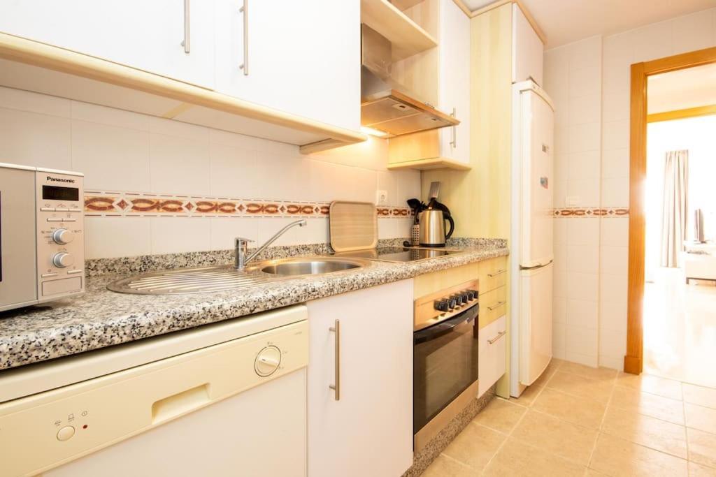 Penthouse With Roof Terrace, Bbq, Pool- And Sea Views Appartement Buenas Noches Buitenkant foto