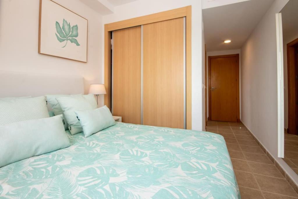 Penthouse With Roof Terrace, Bbq, Pool- And Sea Views Appartement Buenas Noches Buitenkant foto